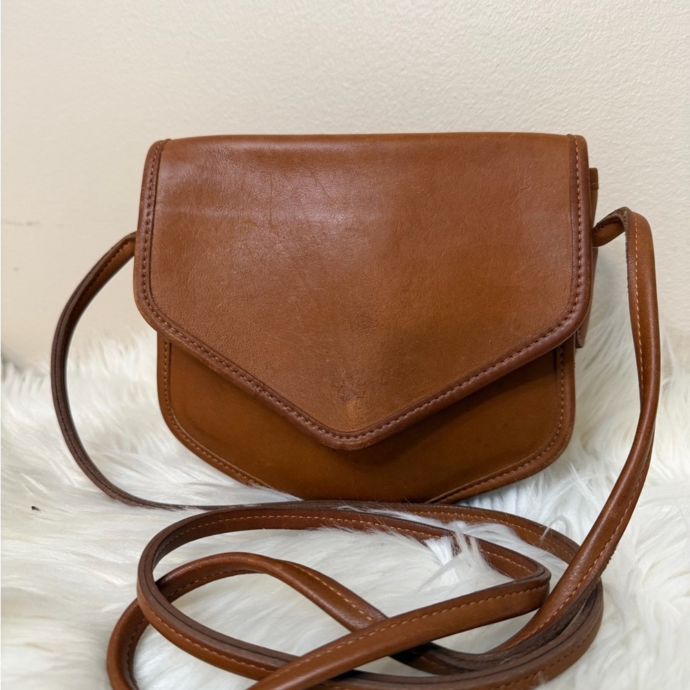 Vtg Coach Megan Tan Leather Crossbody Bag